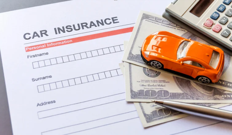 Guide on How to Choose Car Insurance for Your First Car