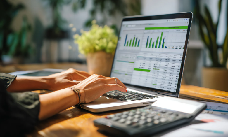 What Career Opportunities Are Available for Graduates of Accounting Programs